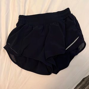 Brand new navy hotty hot 2.5 inch